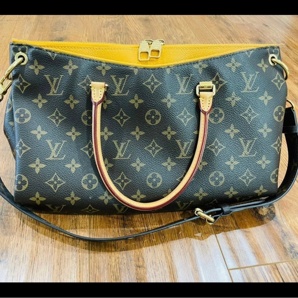 Louis Vuitton pallas